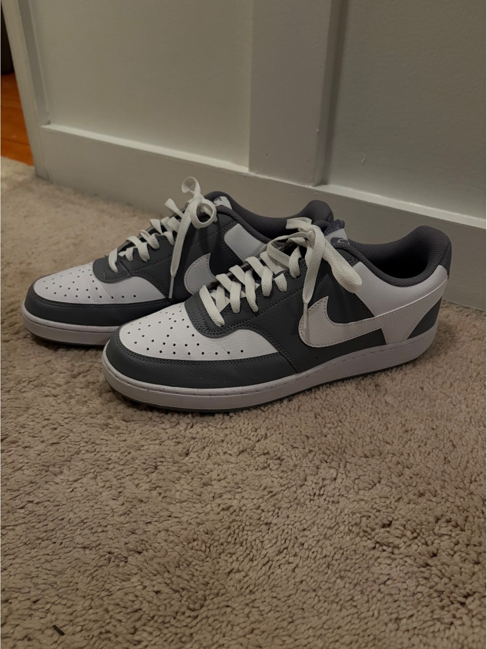 Nike Court Vision Low Cool Grey White Men’s Size 10.5 – Excellent Condition